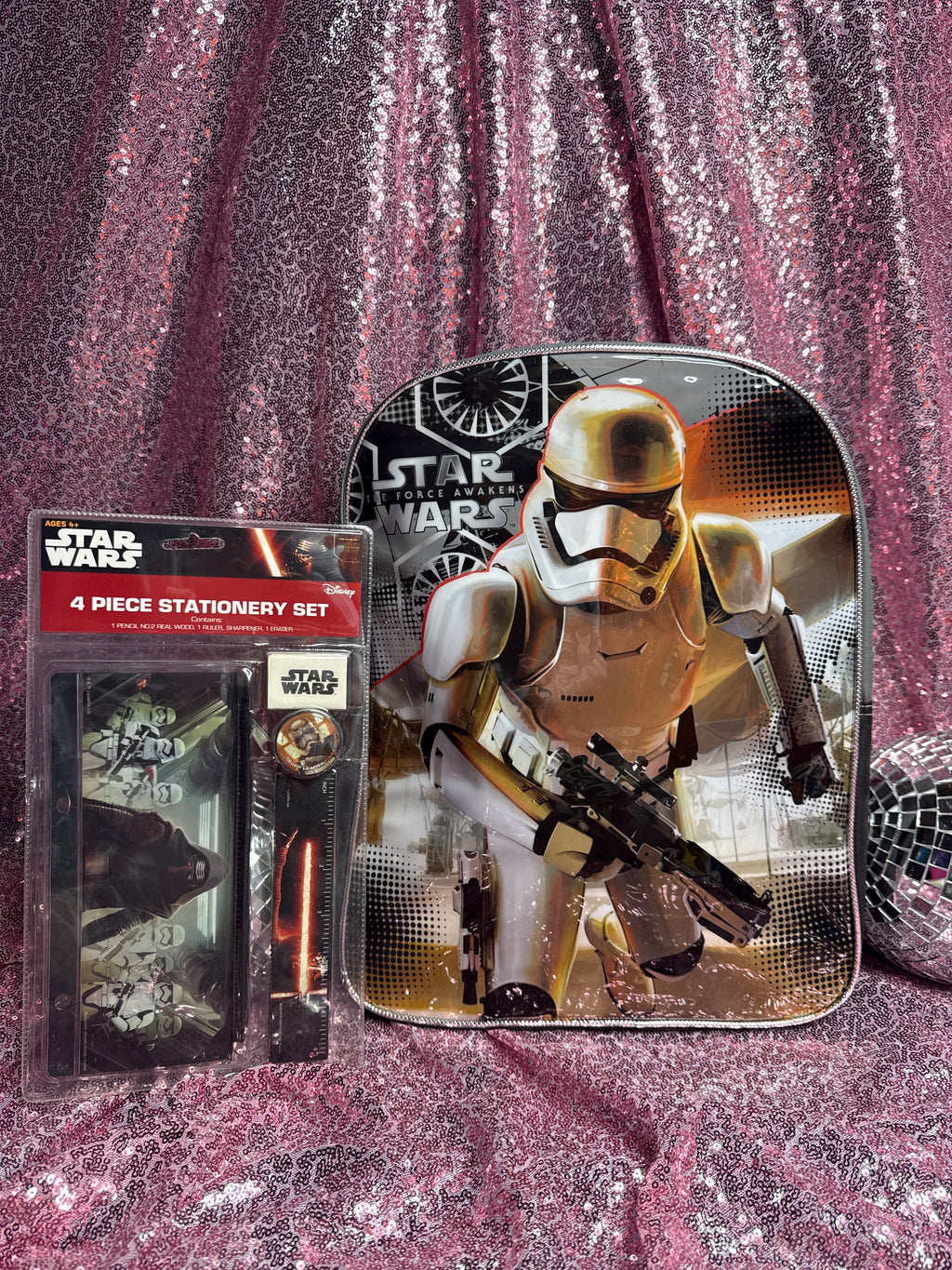 Star Wars™ The Force Awakens Backpack + 4-Piece Stationery Set